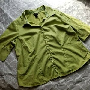 Light green 3/4 sleeve dress shirt